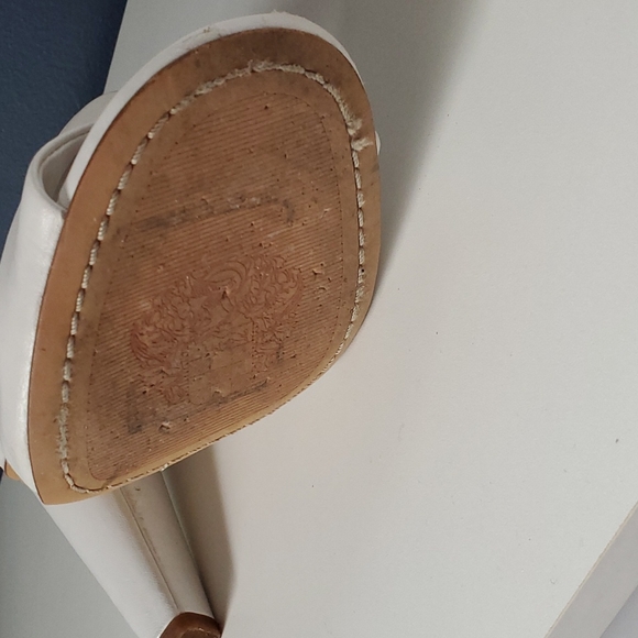 Vince Camuto Kattie Heels - Picture 5 of 8